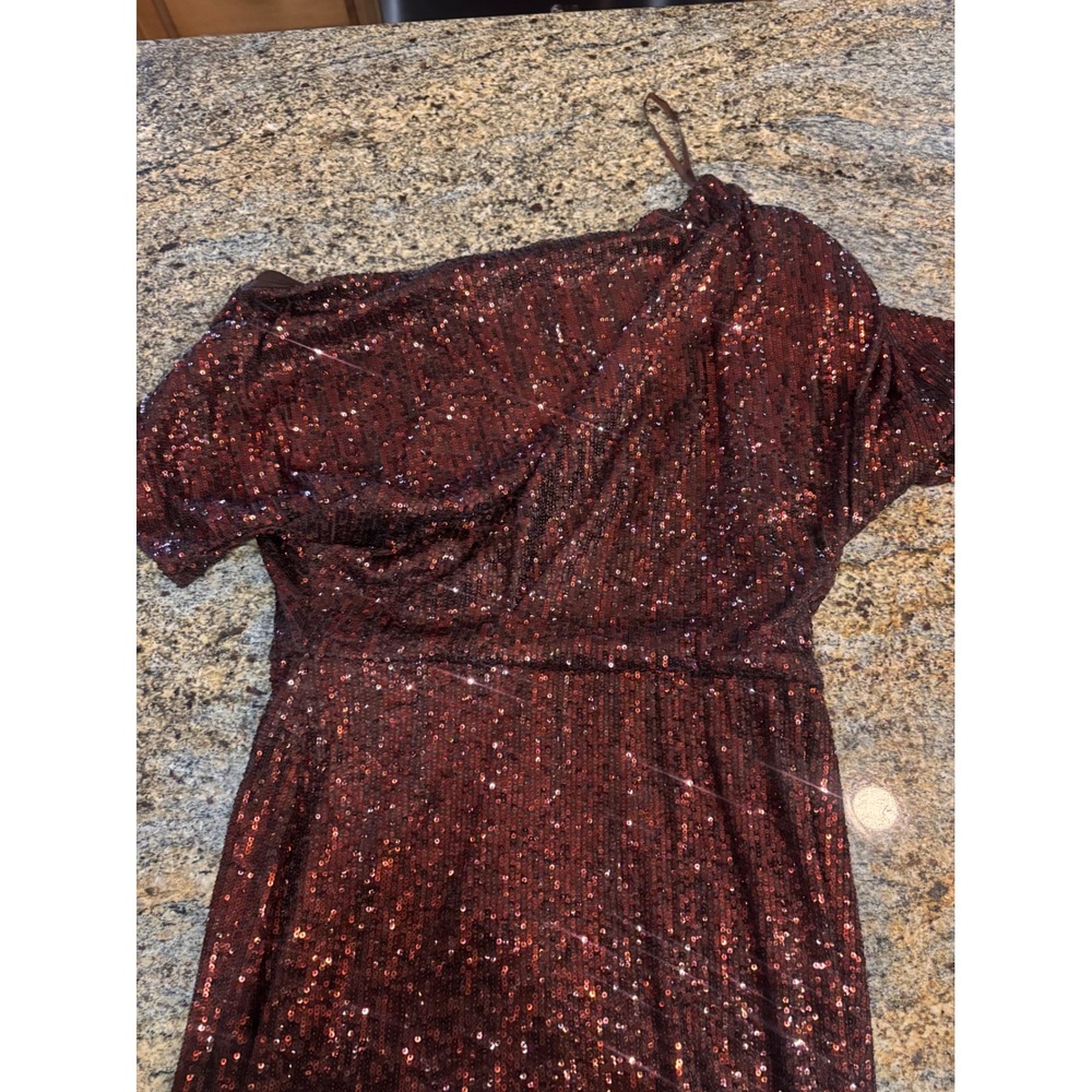 Betsy & Adam Georgia Brown Sequin Off the Shoulder Gown A25492 Size 10 Wedding - Picture 3 of 13